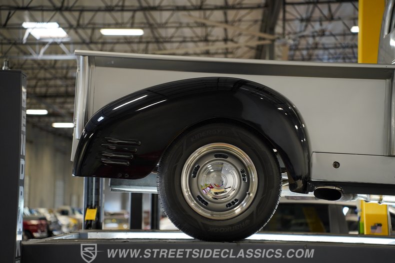 1946 Dodge 1/2-Ton Pickup 82