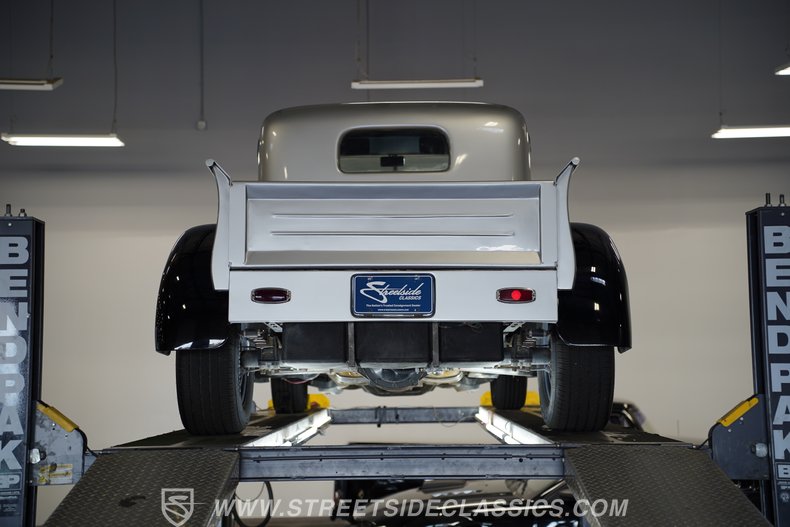 1946 Dodge 1/2-Ton Pickup 81