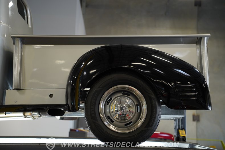 1946 Dodge 1/2-Ton Pickup 80