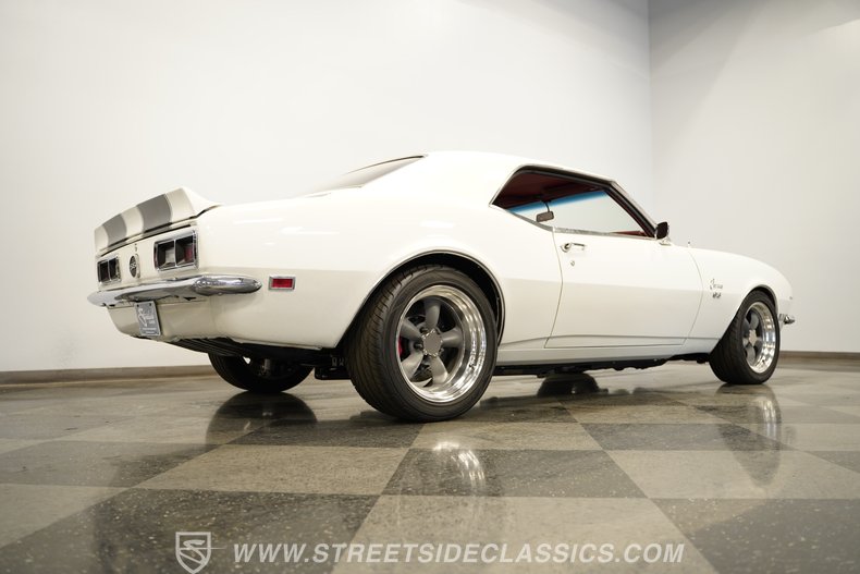 1968 Chevrolet Camaro 30