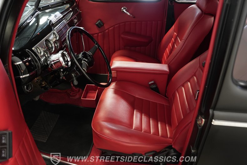 1940 Ford Deluxe 58