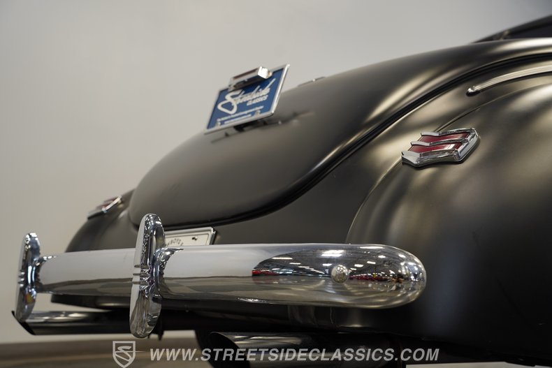 1940 Ford Deluxe 97