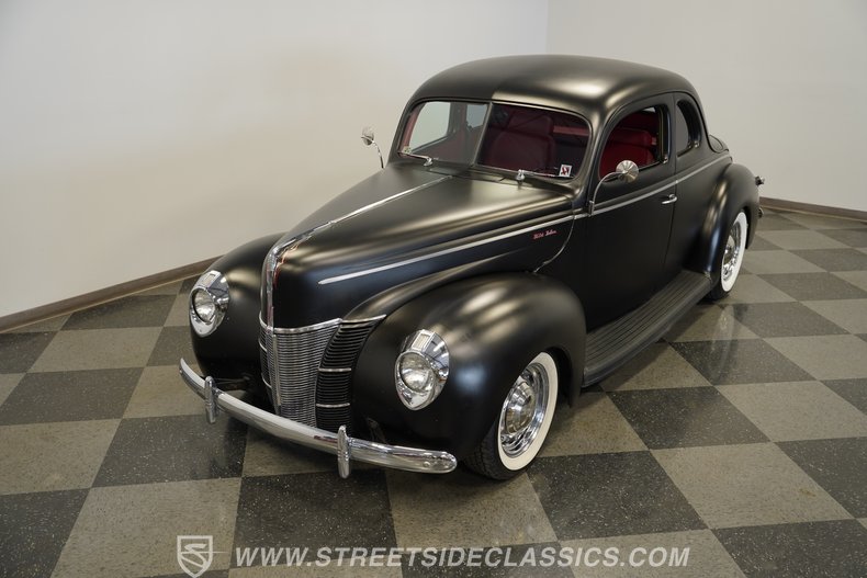 1940 Ford Deluxe 20