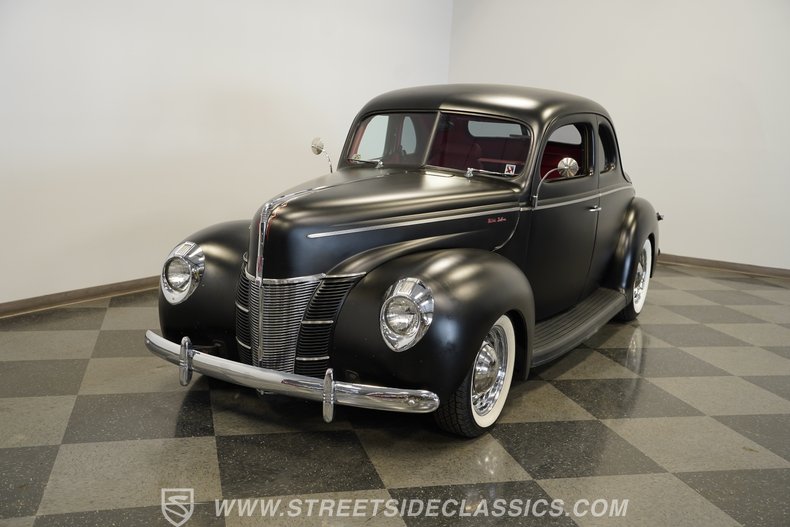 1940 Ford Deluxe 19