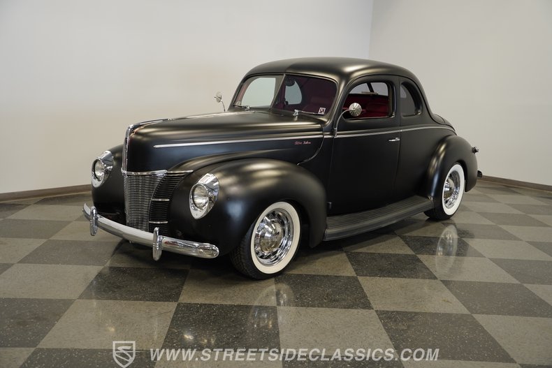 1940 Ford Deluxe 6