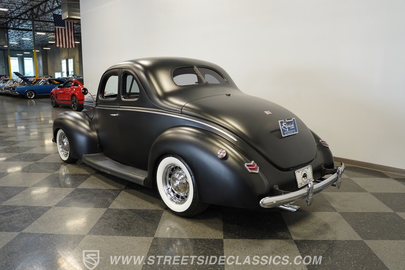 1940 Ford Deluxe 10