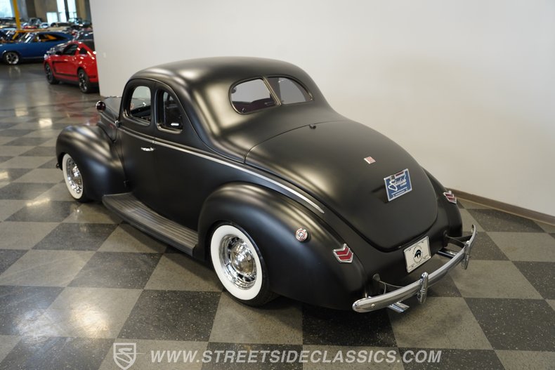 1940 Ford Deluxe 28