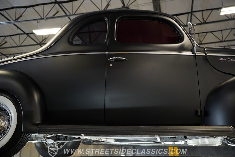 1940 Ford Deluxe 89