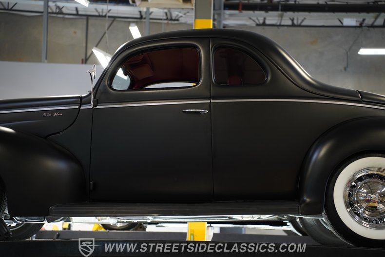 1940 Ford Deluxe 85
