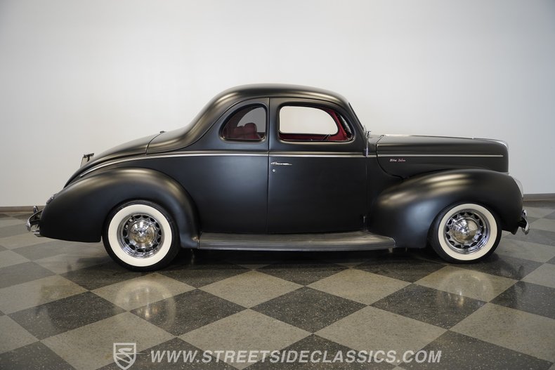 1940 Ford Deluxe 15