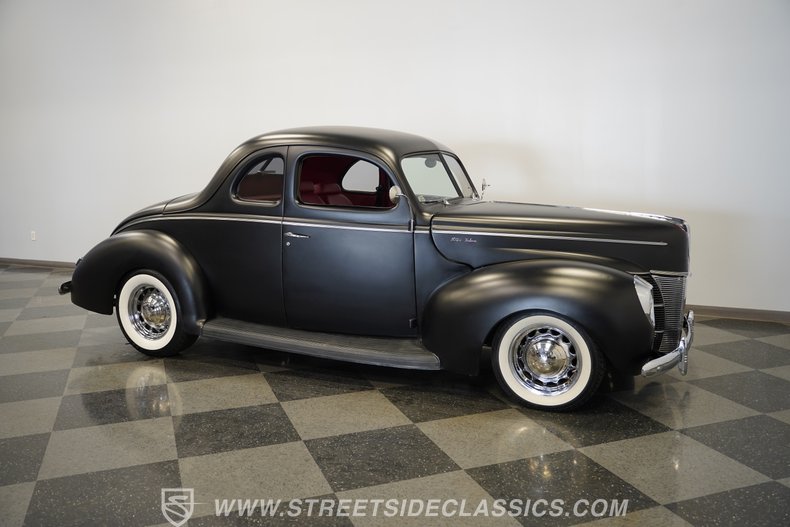 1940 Ford Deluxe 16