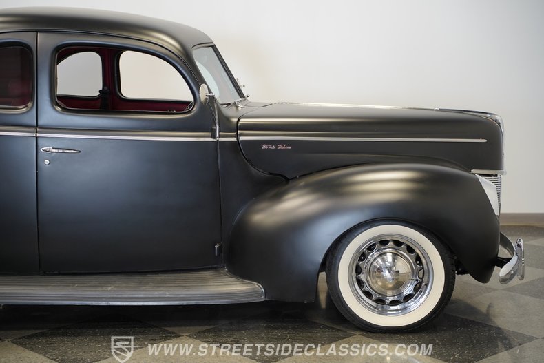 1940 Ford Deluxe 36