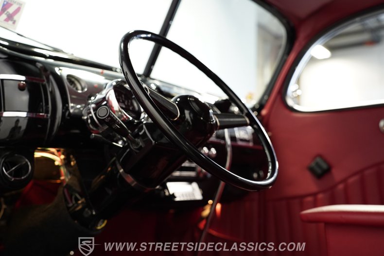 1940 Ford Deluxe 46