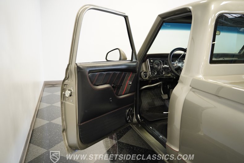 1968 Chevrolet C10 42