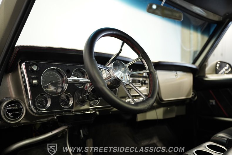 1968 Chevrolet C10 45