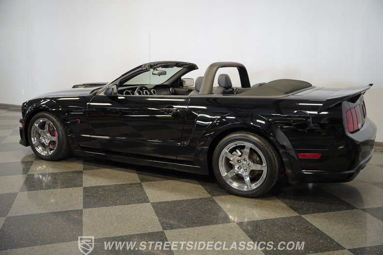 2007 Ford Mustang 9