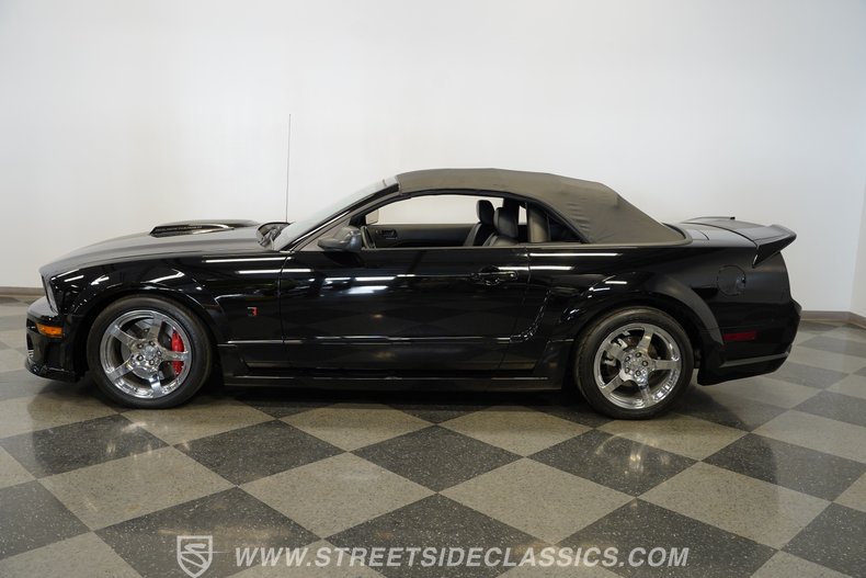 2007 Ford Mustang 42