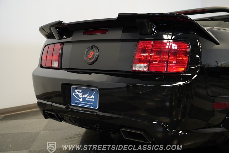 2007 Ford Mustang 32