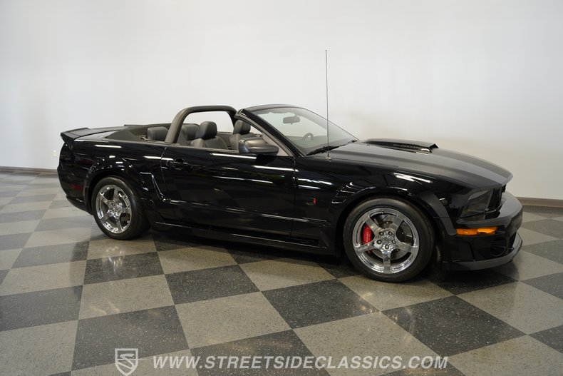 2007 Ford Mustang 16