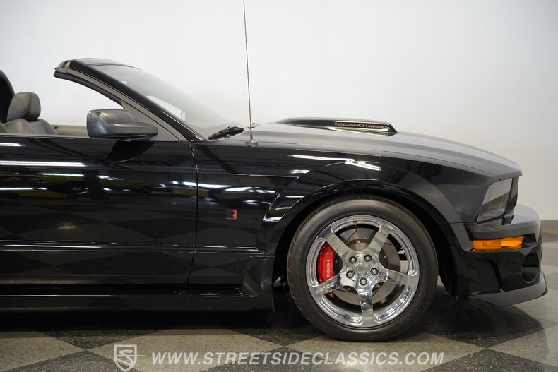 2007 Ford Mustang 36
