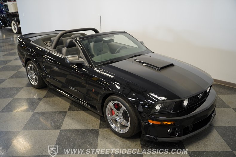 2007 Ford Mustang 38