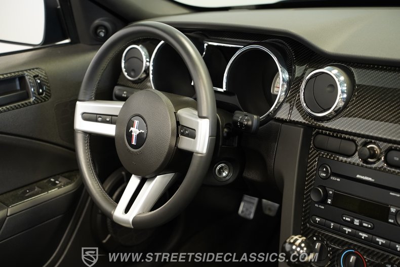 2007 Ford Mustang 68