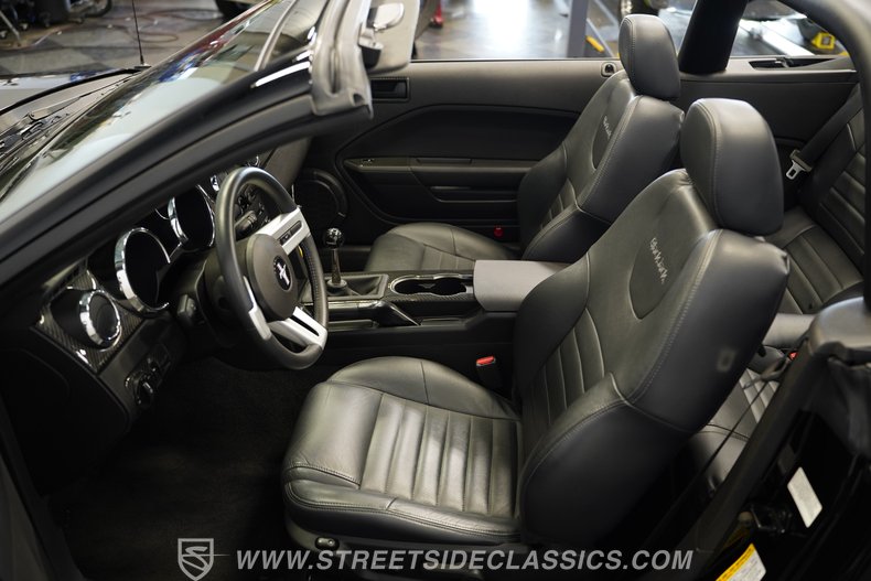 2007 Ford Mustang 53