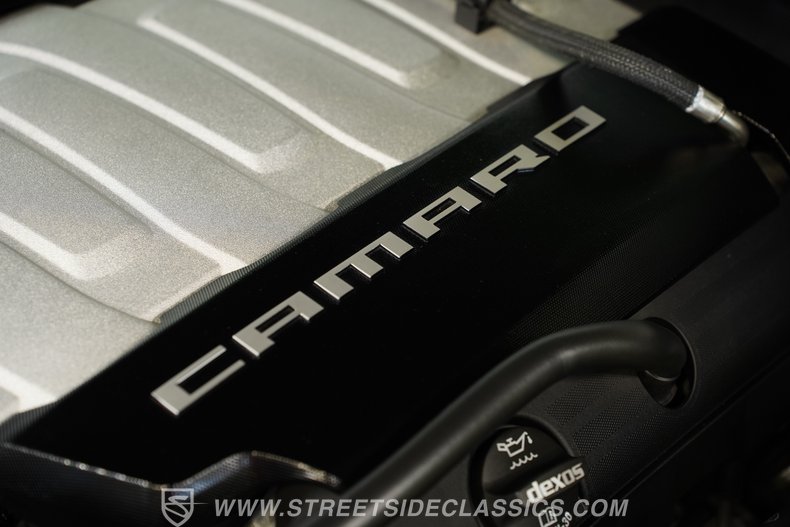 2017 Chevrolet Camaro 41