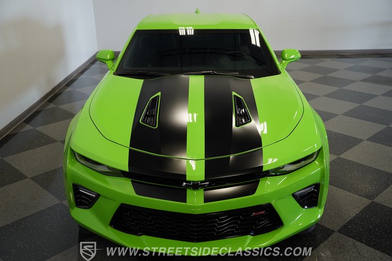 2017 Chevrolet Camaro 38