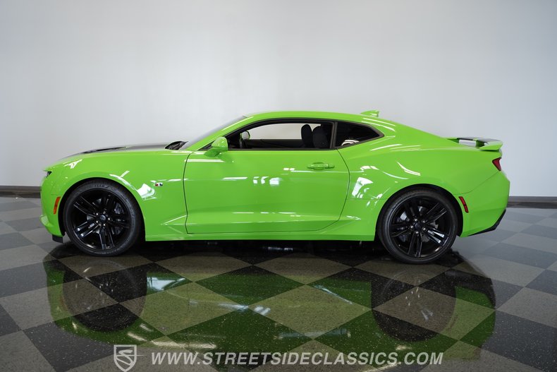 2017 Chevrolet Camaro 2