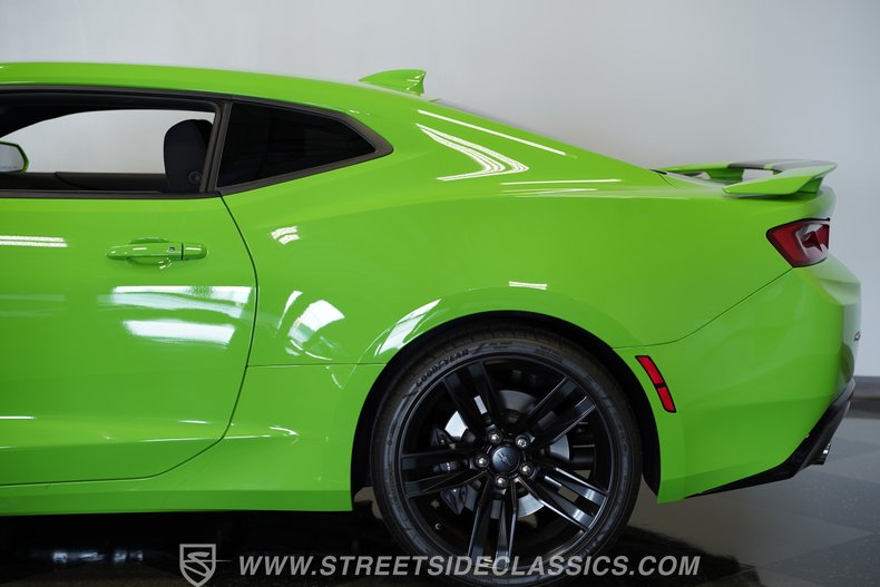 2017 Chevrolet Camaro 25