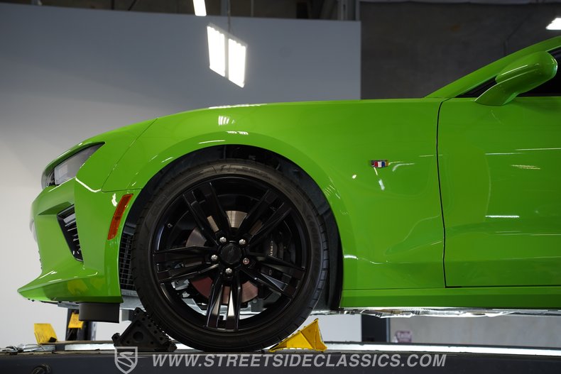 2017 Chevrolet Camaro 82