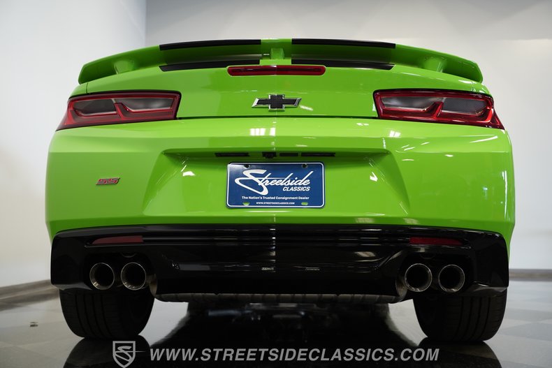 2017 Chevrolet Camaro 32