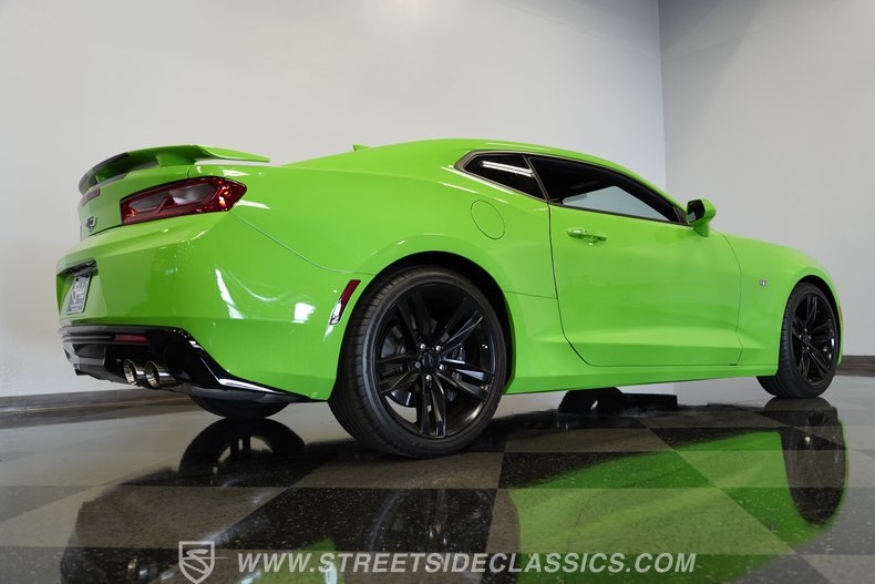 2017 Chevrolet Camaro 30