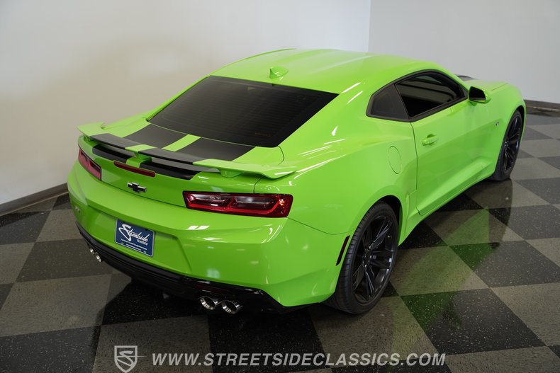 2017 Chevrolet Camaro 29