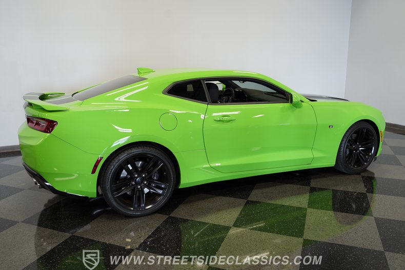 2017 Chevrolet Camaro 14
