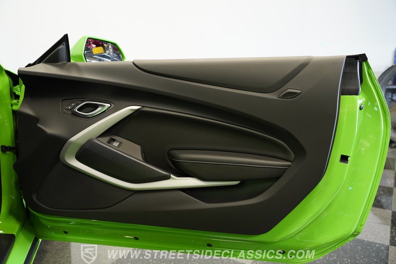2017 Chevrolet Camaro 66
