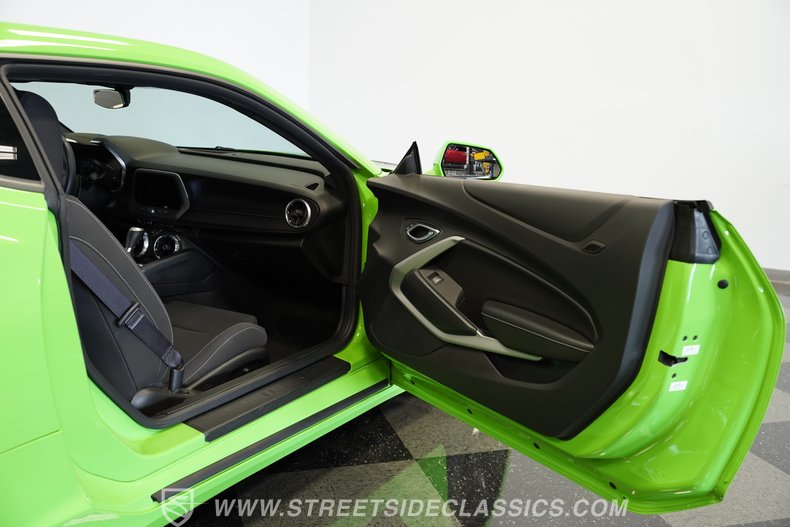 2017 Chevrolet Camaro 67
