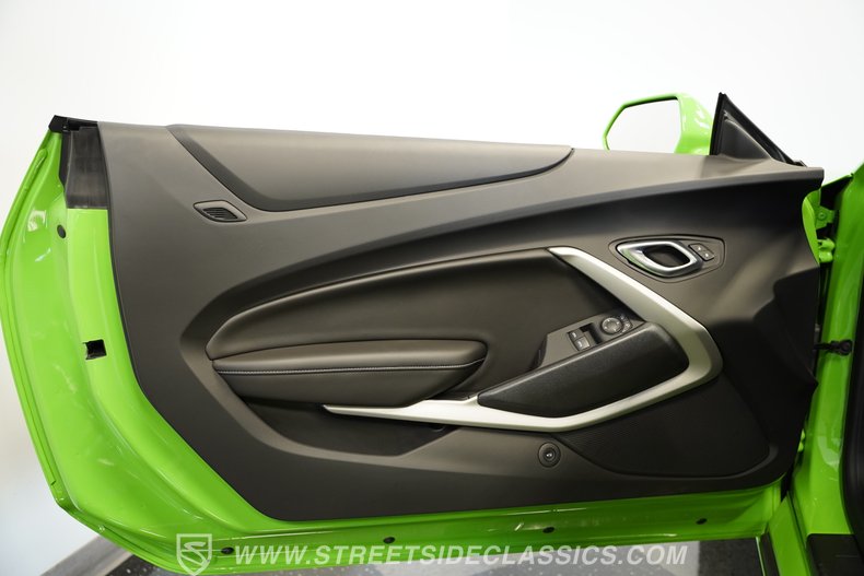 2017 Chevrolet Camaro 45