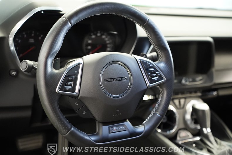 2017 Chevrolet Camaro 48