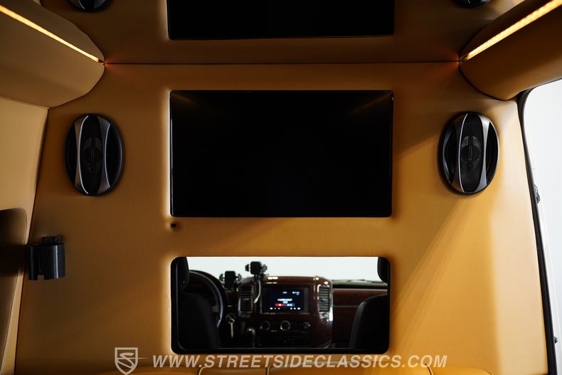 2011 Mercedes-Benz Sprinter 57
