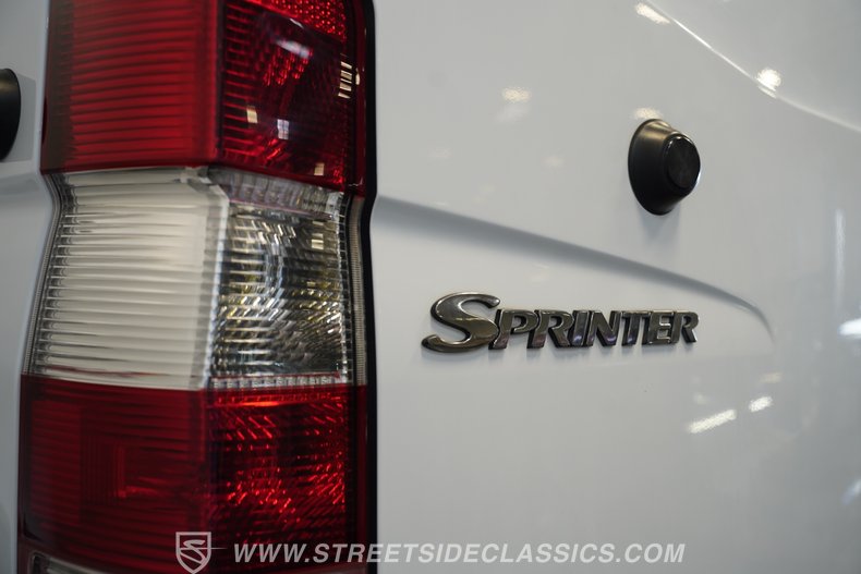 2011 Mercedes-Benz Sprinter 71