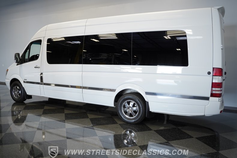 2011 Mercedes-Benz Sprinter 9