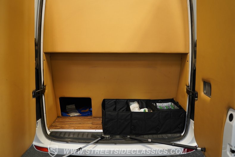 2011 Mercedes-Benz Sprinter 63