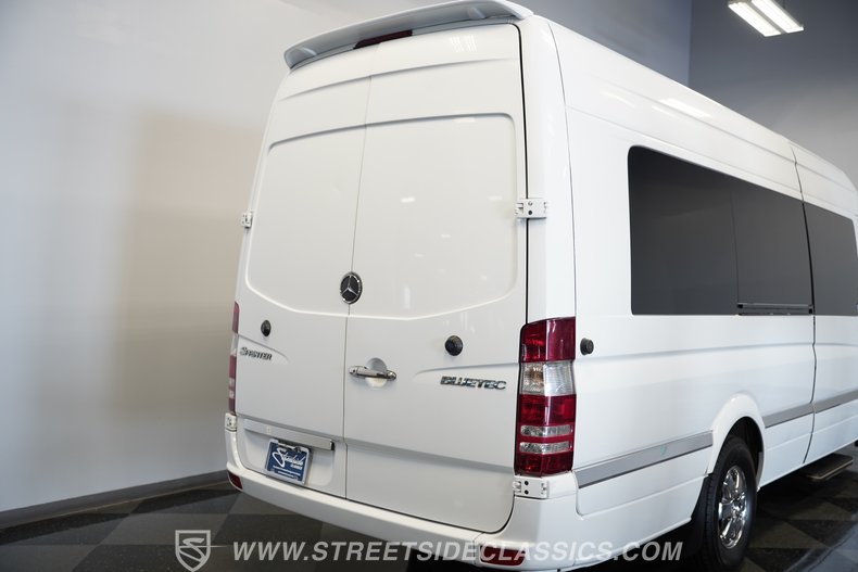2011 Mercedes-Benz Sprinter 24