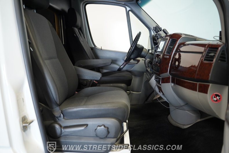 2011 Mercedes-Benz Sprinter 47