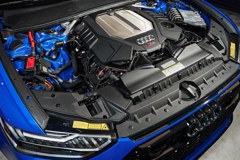 2021 Audi RS 6 Avant Tribute Edition | The Studio
