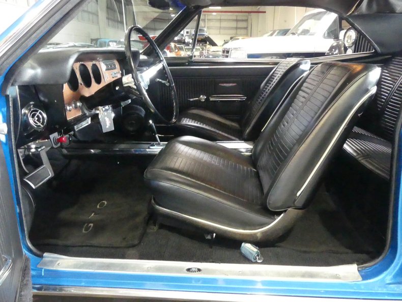 1966 Pontiac GTO 4
