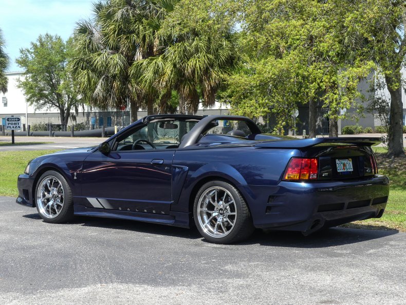 2001 Ford Mustang 21