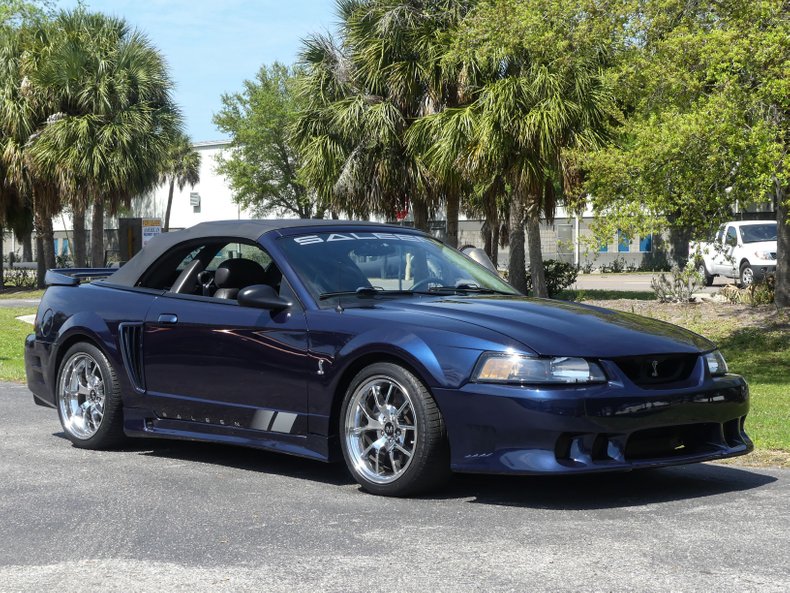 2001 Ford Mustang 32